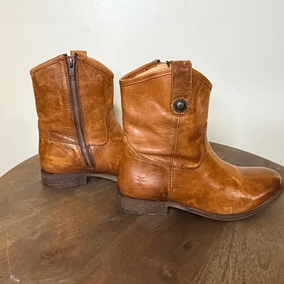 Frye Melissa Button Short Boots - Picture 2 of 6
